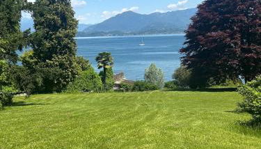 Villa overlooking Lake Maggiore with 3 suites - Foto 5, Garden, Garden view