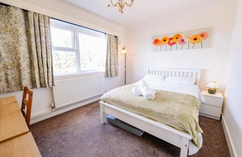 Spacious 2BR 1Bath with Free Street Parking & Close to Roath Park Landmark - Foto 4