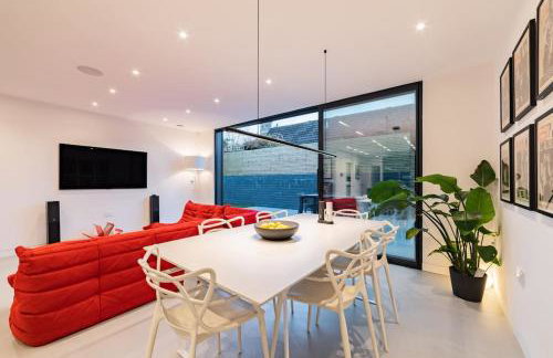 The Bowie is a David Bowie themed Smart House - Foto 27