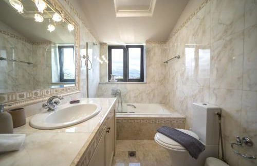 Villa Florentina at Chania Suburbs With Private Pool and BBQ - Photo 32