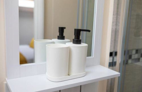 Modern Apartment Free Off Road Parking King Room Suite 10 - Foto 17