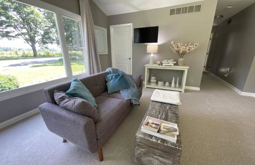 Secluded Luxe 5BR Estate| Pool, Wineries, Near ND - Foto 44