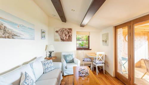 The Old Barn - cottage with spectacular lake view - Foto 2