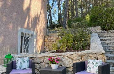 T3 avec jardin et piscine privée - Photo 12