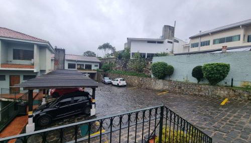 Lindo loft decorado no centro c/ garagem - Foto 5