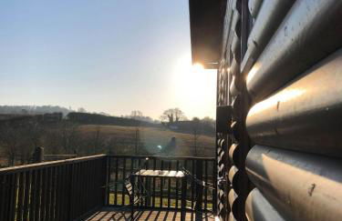 FAIRVIEW FARM Holiday Accommodation 14 Luxury Lodges, Cabins, Dog Friendly, Suitable for Couples, Families and Groups, Wedding Guests , Corporate events, Sleeps 2-65 guests in Ravenshead, Nottingham near Sherwood Forest, set in 88 acres - Photo 41