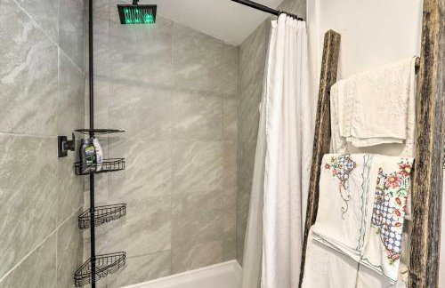 Lakefront Sparta Home Fire Pit, Dock and Kayak - Foto 14