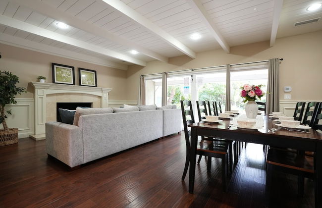 Incredible Estate 5 Bedrooms 3 Bathroom W/resort Style Rock Pool & Jacuzzi - Photo 13