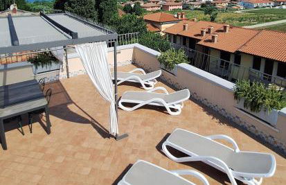 Attico Deluxe Vista Lago - Al Glicine Apartments - Foto 13