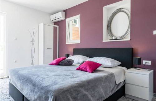 Luxury Apartment with Private Heated Pool - Foto 27