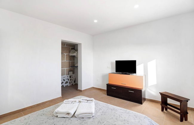 Finca Casa Eva Entire Accommodation - Photo 2