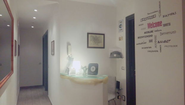 Mostrador de check-in y check-out