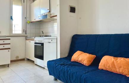 F002 - Fano, trilocale con portico a 30mt dal mare - Foto 9