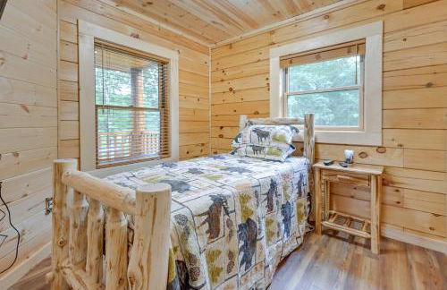 Adams Cabin with Game Room and Fire Pit - Foto 22