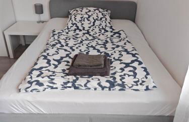 Work and Stay Sundern-Allendorf Modernisierte Unterkunft mit 5 Betten plus Schlafcouch mit Balkon - Foto 76