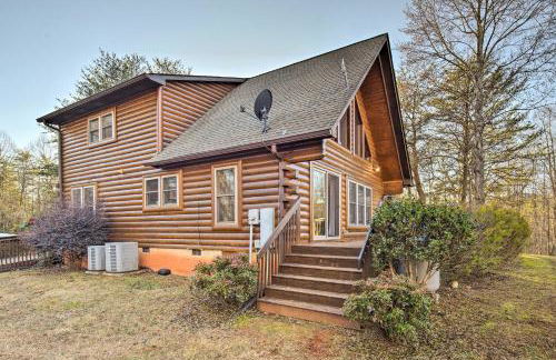 10 Mi to Lake Lure Mtn-View Cabin with Deck and Loft! - Foto 22