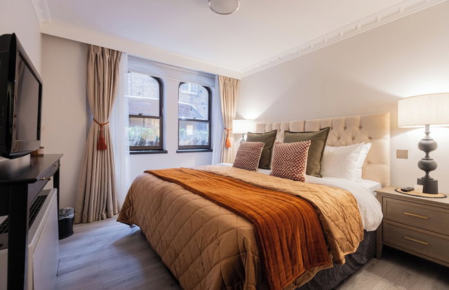 Mayfair House - Photo 63