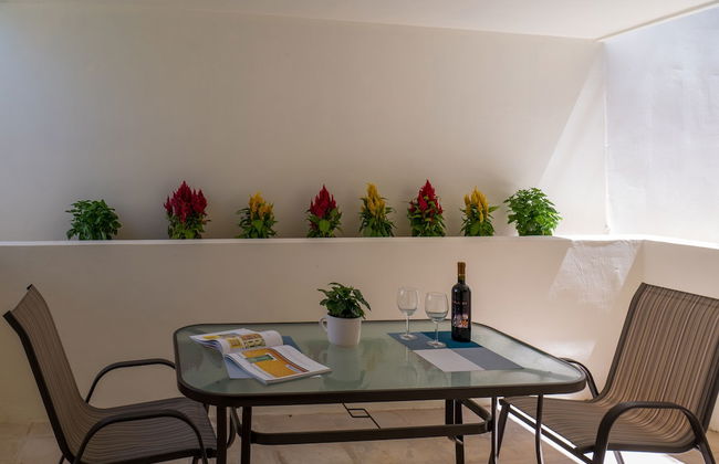 CHROMA Lodge Rafina - Foto 39