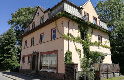 Attic Oelsnitz am Hegebach mit Netflix und Parkplatz Self Check-in - Foto 11