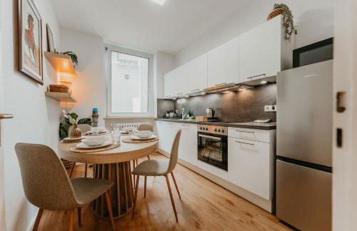 3-Floor Oasis in the Heart of Koblenz, Sleeps 16 - Foto 25