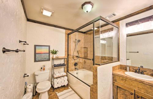 Point of View Cedar Creek Lake Home Dock! - Foto 21