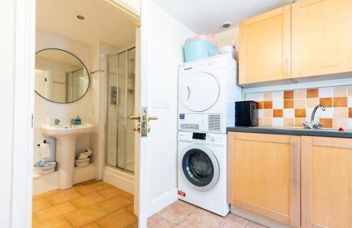 London House, a stylish family home for 6. - Foto 9