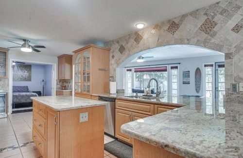 Poolside Oasis! Family Escape in Safety Harbor - Foto 11