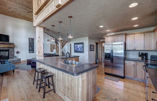 Avalanche Chalet at Terry Peak - Foto 13