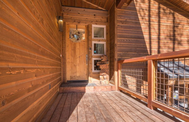 Sawtooth by Avantstay Spacious Pine Tree Cabin w/ Hot Tub - Foto 24