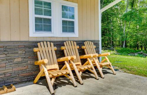 Secluded Poconos Cabin 75 Acres and Fire Pit! - Foto 21