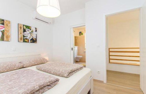 Amazing Home In Labin With Sauna - Foto 28