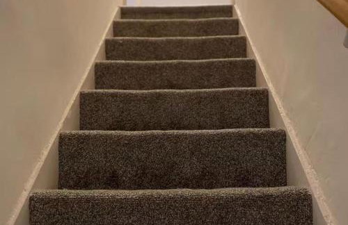 Cosy 2 Bed House - Sleeps 3 Parking & Garden - Foto 8