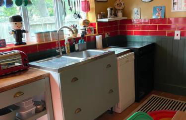 Quirky little end of terrace - Foto 2