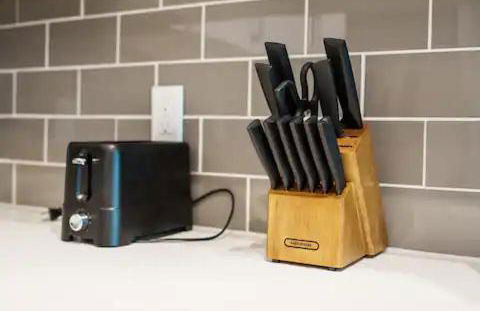 High-Rise Apartment with Panoramic Skyline Views - Foto 18