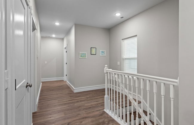 Uptown Elegant Escape | JZ Vacation Rentals - Photo 47