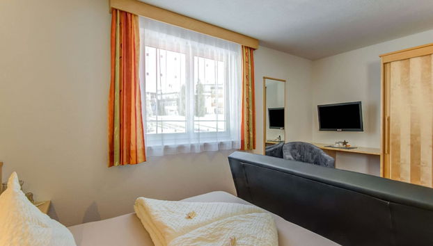 Apartment in Tyrol in an Attractive Area - Foto 5, Zimmer