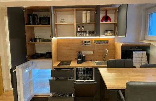 1,5-Zimmer, Top ausgestattet, 4 Pers, Souterrain, Self Check-in, Parkplatz, Netflix & Amazon Prime - Foto 27