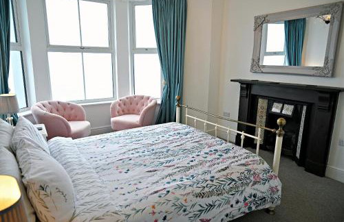 Glan y Mor, Sleeps 20, 8 Bedrooms, 8 Bathrooms, Seafront, Criccieth - Foto 47