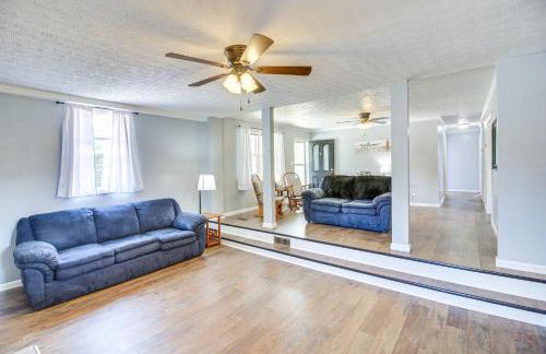 7 Mi to Barren River Lake Quiet Getaway with Yard! - Foto 7