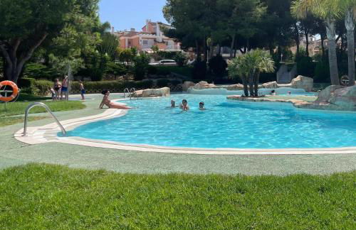 Preciosa casa con patio R54 by Novadesta - Photo 24