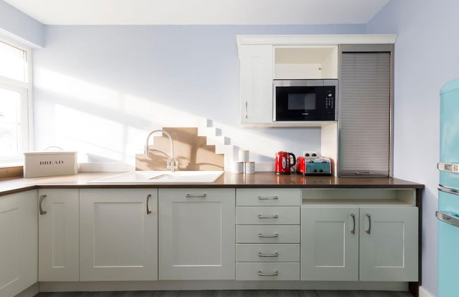 Chic 2-bed Seafront Haven Near Felpham Beach - Foto 15