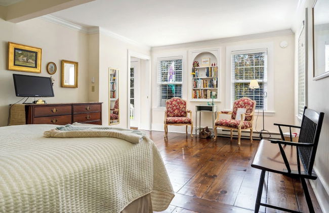 Nanas Hideaway 2 BDR Charmer! - Photo 4