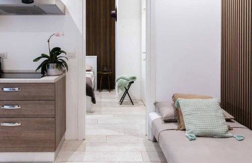 Modern Boutique Apartment - Photo 28
