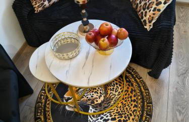 Apt FIONA1 Centrum700m Parking Bezpłatny Monitorowany Salon TV Sypialnia TV Kuchnia Łazienka Rekuperacja - Photo 1