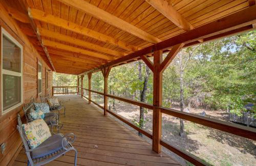 Clayton Cabin with Wraparound Deck Steps to Lake! - Foto 18