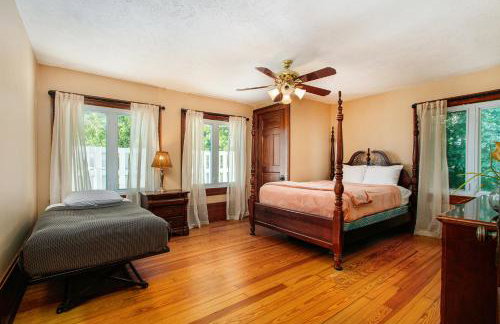 Lake Michigan Retreat - Photo 16