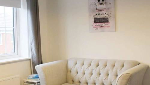 Penelope Maison - London in 50 Mins, Free Parking, 1 BDRM Home - Foto 4