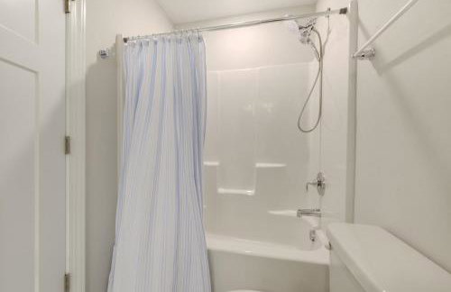 Townhome with Pool! 7 Mi to Ocean Isle Beach - Foto 27