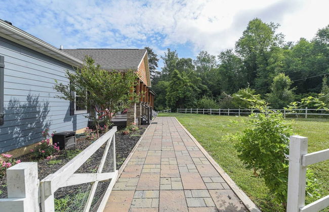 Riverside Ranch by Avantstay Mins to Downtown - Foto 24