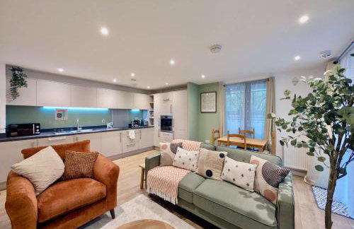 Modern 2-Bed Ground-Floor Flat with Private Terrace - Foto 2